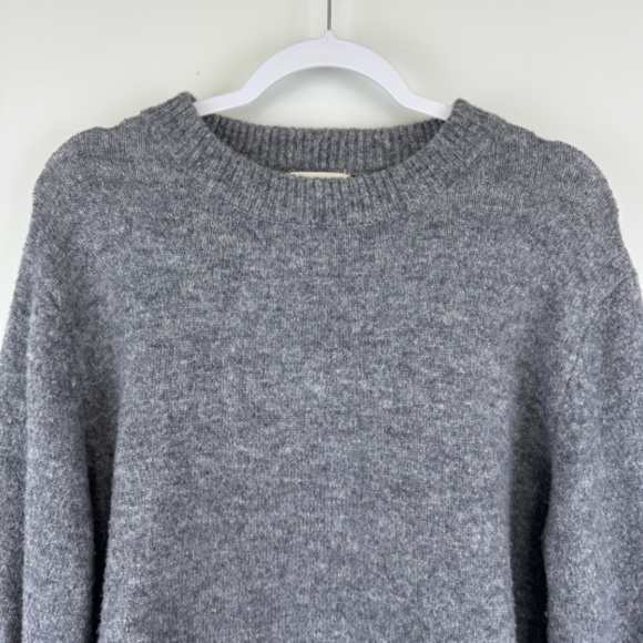 DREAMERS Gray Knit Pullover Oversized Sweater With Bows On Wrists / Size Small - Picture 2 of 13